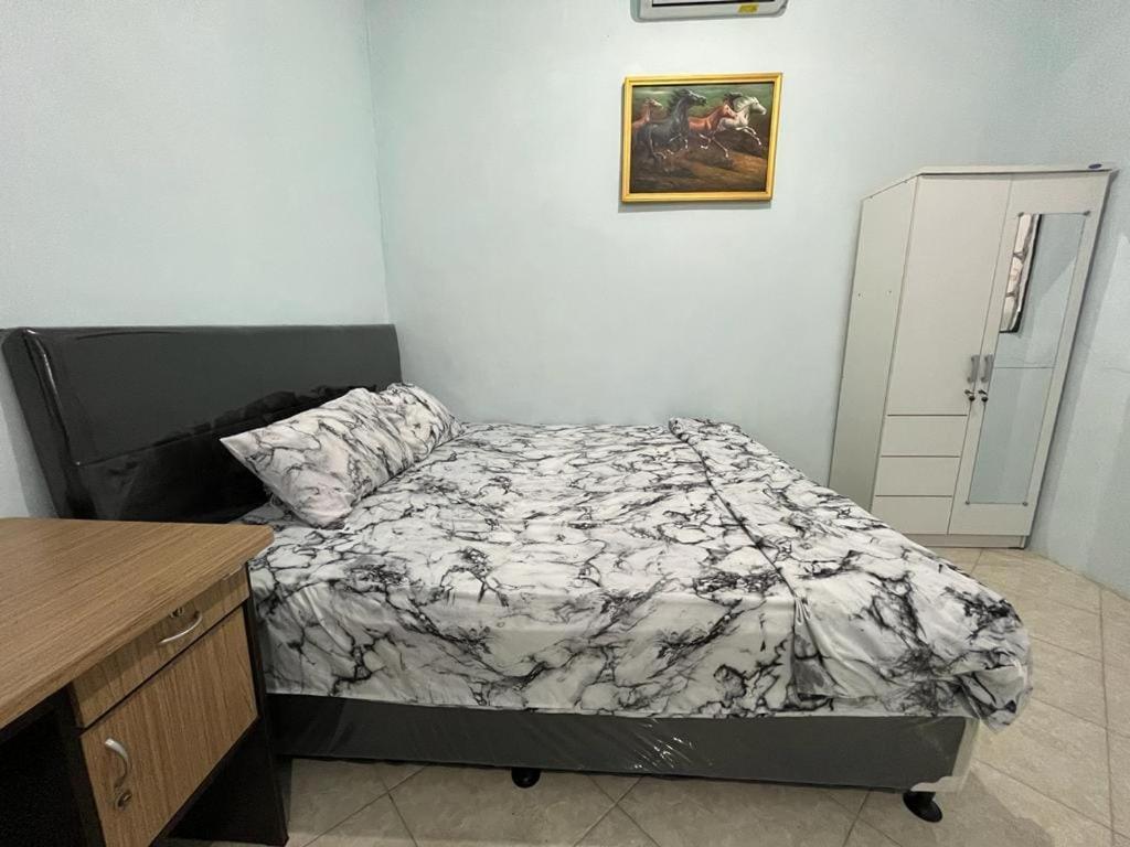 Capital O 92615 Villa Utama D'Alas Purwo Ringinpintu Zewnętrze zdjęcie